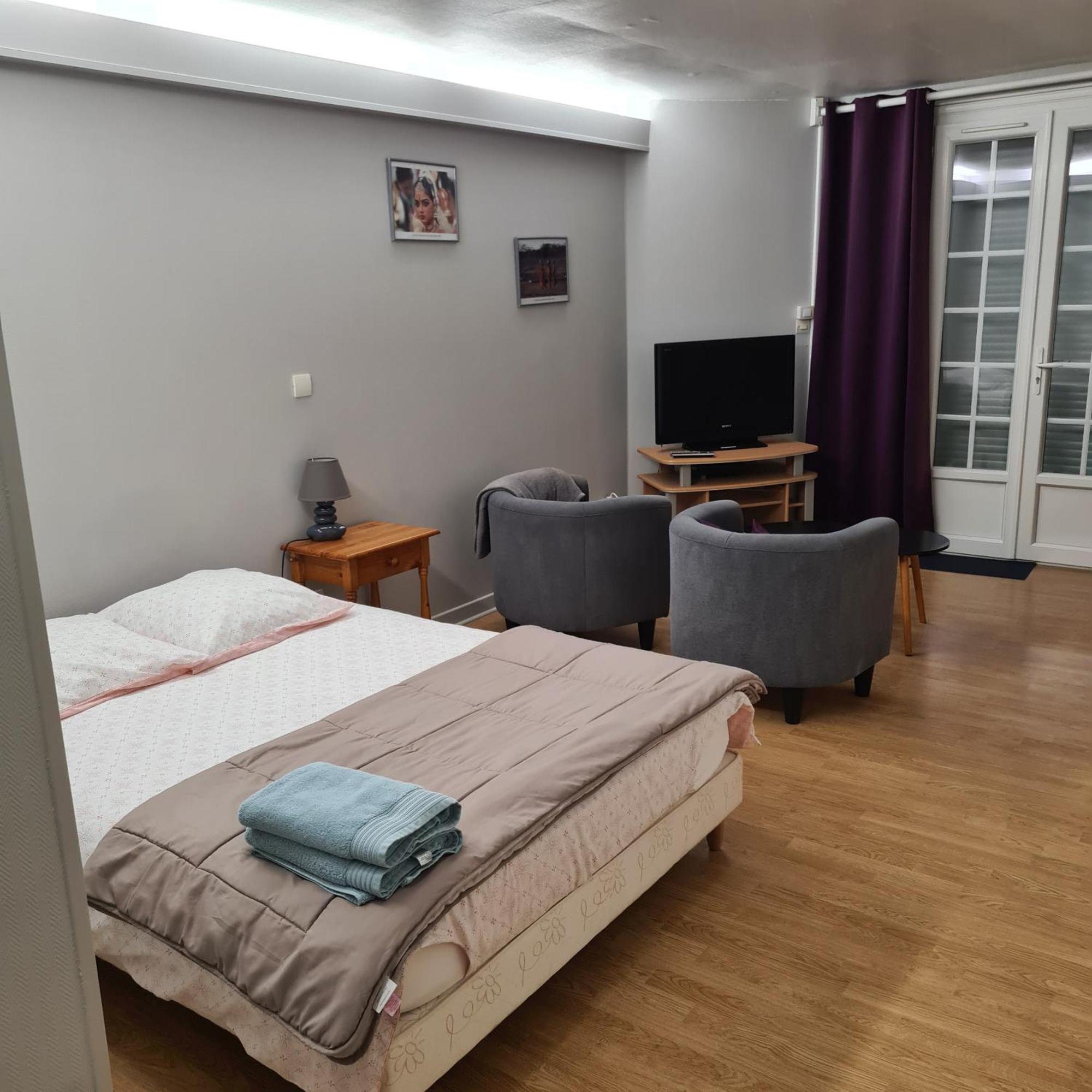 Chambre Tom Château-Thierry Esterno foto